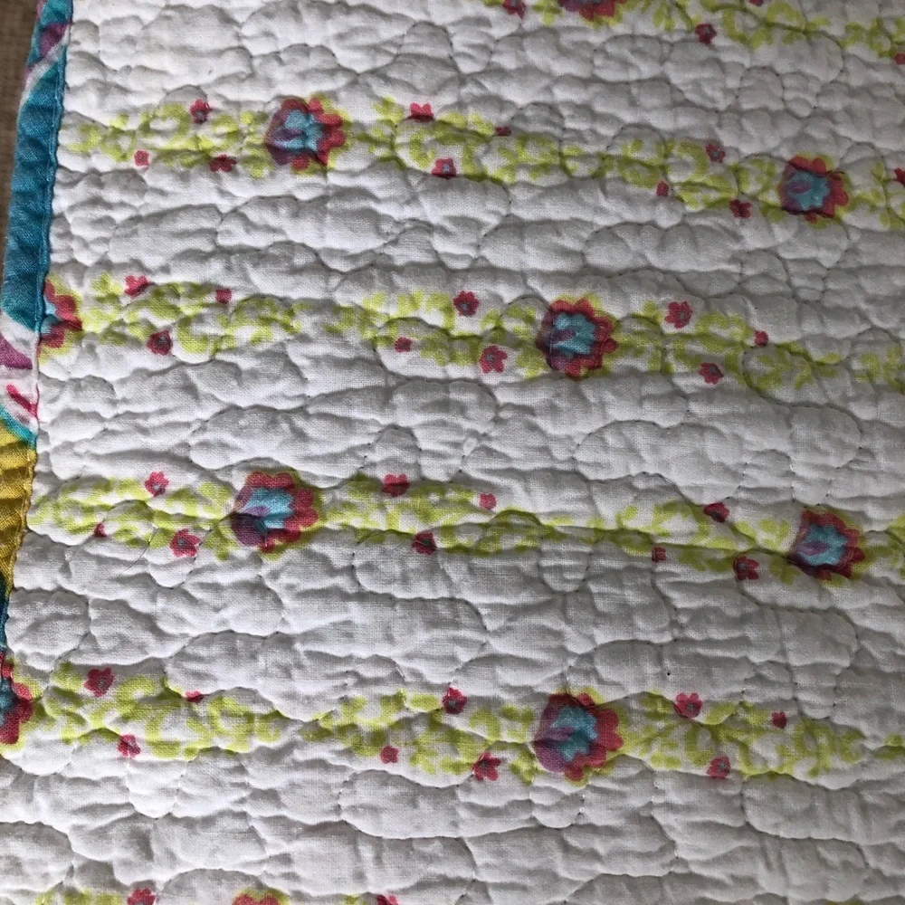 EUC Cotton Reversible Vibrant Paisley & Floral Multicolor Quilt - Picture 8 of 11